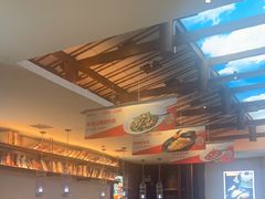 -阿瓦山寨·湘菜现炒·剁椒鱼头王(咸阳总店)