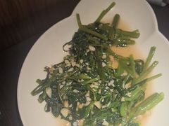 -五谷丰登农家院·地道胶东菜·海鲜烧烤(威海店)