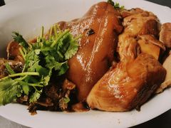 -Kha Mu Charoensang(Silom)