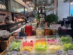 -东方红海鲜百汇(国际大厦店)