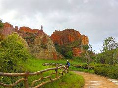 -彩色沙林风景区