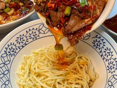 -李与白包子铺(桐梓林店)