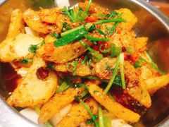 -小鱼儿海鲜港(新村十区店)