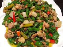 尖椒鸡-舌尖上的食缘花园主题餐厅