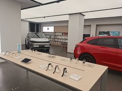 -万达广场(临港店)