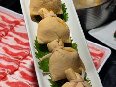 -鲜入唯煮·港式海鲜牛肉火锅(金宝街店)