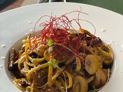 -喜洲吧·江畔老船厂·庭院餐厅(喜临院店)