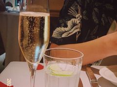 香槟-壳里西餐厅Coquille Seafood Bistro(蒙自路店)