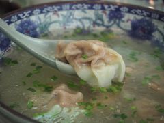 -老新隆牛肉锅贴(新街口店)