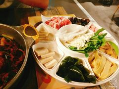 -鸡遇虾煲干锅火锅(小寨金莎店)