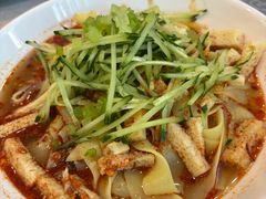 -汗腾格里·风味餐厅(新疆驻京办店)