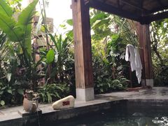 -龙山酒店温泉