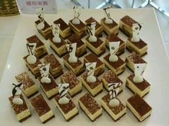 -广州花之恋城堡酒店