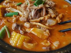 襄阳砂锅牛三鲜-莲餐厅·湖北菜·藕汤是头牌(愚园路店)