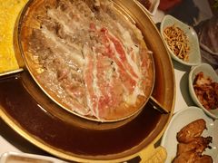 -猪啊牛呀羊啊铜盘烤肉(正大广场店)