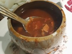 俏牛哥特色煨罐牛肉-俏牛哥鲜牛肉牛肆馆(重庆天地店)
