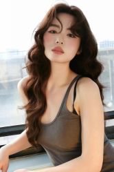 -丝语萱形象