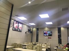 -江三王记牛杂馆(总店)