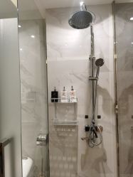 -香港倾城国际·美容美体中心