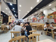 -江城燕子大排档(江汉路步行街店)