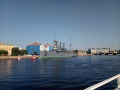 -阿芙乐尔号巡洋舰