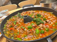 -兔行天下-鸿鹤鲜锅兔(中海国际店)