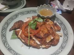 越式盐焗麻油鸡-大头虾越式风味餐厅(光明广场店)