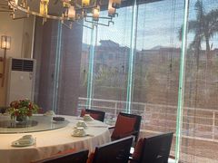 -五谷芳乳鸽王(海景店)