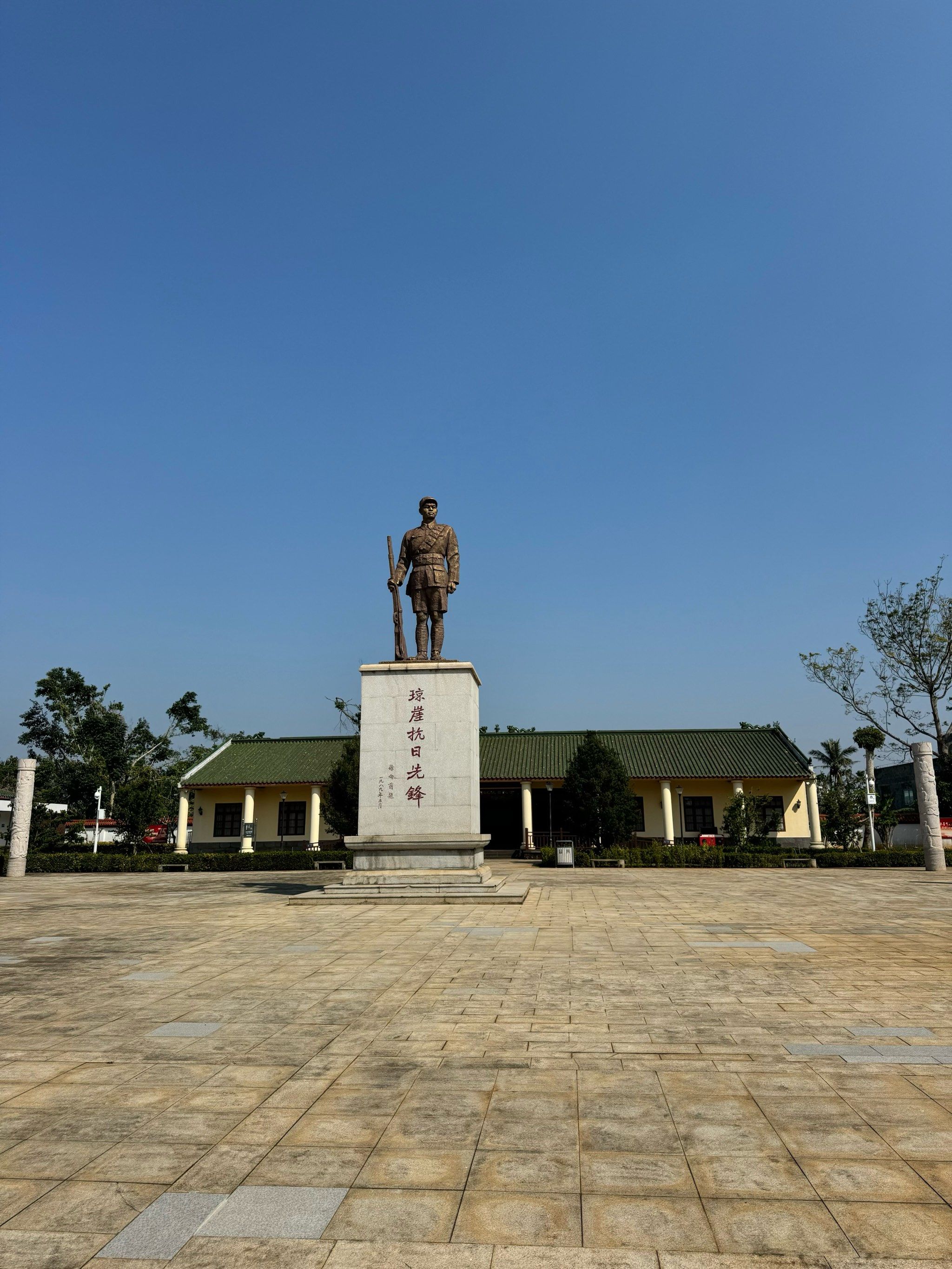 这是一个革命教育基地,在旅游中几乎没有任