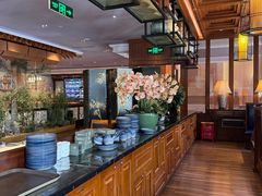 -八府香鸭·啫啫煲(华山路店)