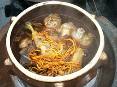 -楠柏弯休闲山庄(梨花溪店)