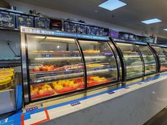 面包甜点陈列柜-蚝英雄鲜蚝自助专门店(长楹天街直营店)
