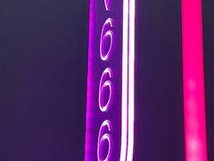 -魅KTV·AI辅唱(人民广场旗舰店)