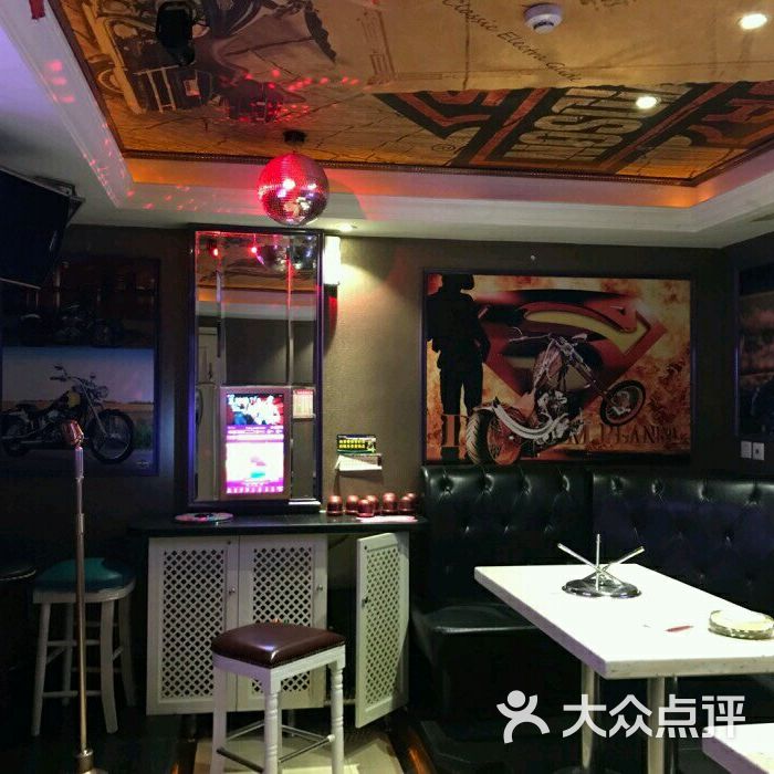 朱古力纯k量贩式ktv