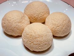 黑松露鹅肝包-新荣记(南京西路店)
