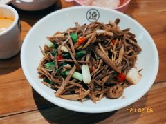 -江渔儿酸菜鱼(东二环泰禾店)