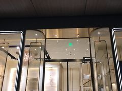 -JIMMY CHOO(成都远洋太古里店)
