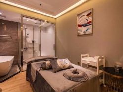 -香港倾城国际·美容美体中心