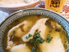 招牌酸菜鱼饭-酒肆浅葱•烧烤•龙虾•排档(卓悦intown店)