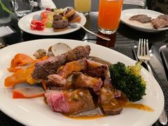 -圣丰索菲特·2 On 988 Café 自助餐厅