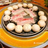这家烤肉店的肉肉 🥩 口感真棒 (^～^)