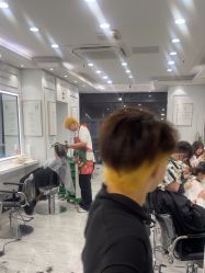 -镁连社·美联社