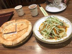 -清真·玛丽亚新疆菜主题餐厅(浙江中路店)