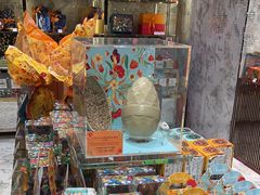 -VENCHI 闻绮(北京国贸商城店)