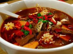 -鑫巴蜀小镇 · 水煮鱼专研店(玉桥店)
