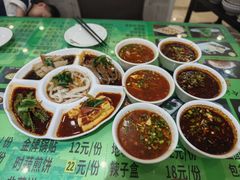 小吃五拼-令氏家外家周秦食府(高新店)