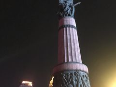 -人民防洪胜利纪念塔