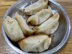 -黄阿姨锅贴大王(万航渡路店)