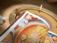-湊湊火锅·茶憩(杭州湖滨银泰in77店)