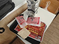 -肯德基(南京站A2检票口楼上)